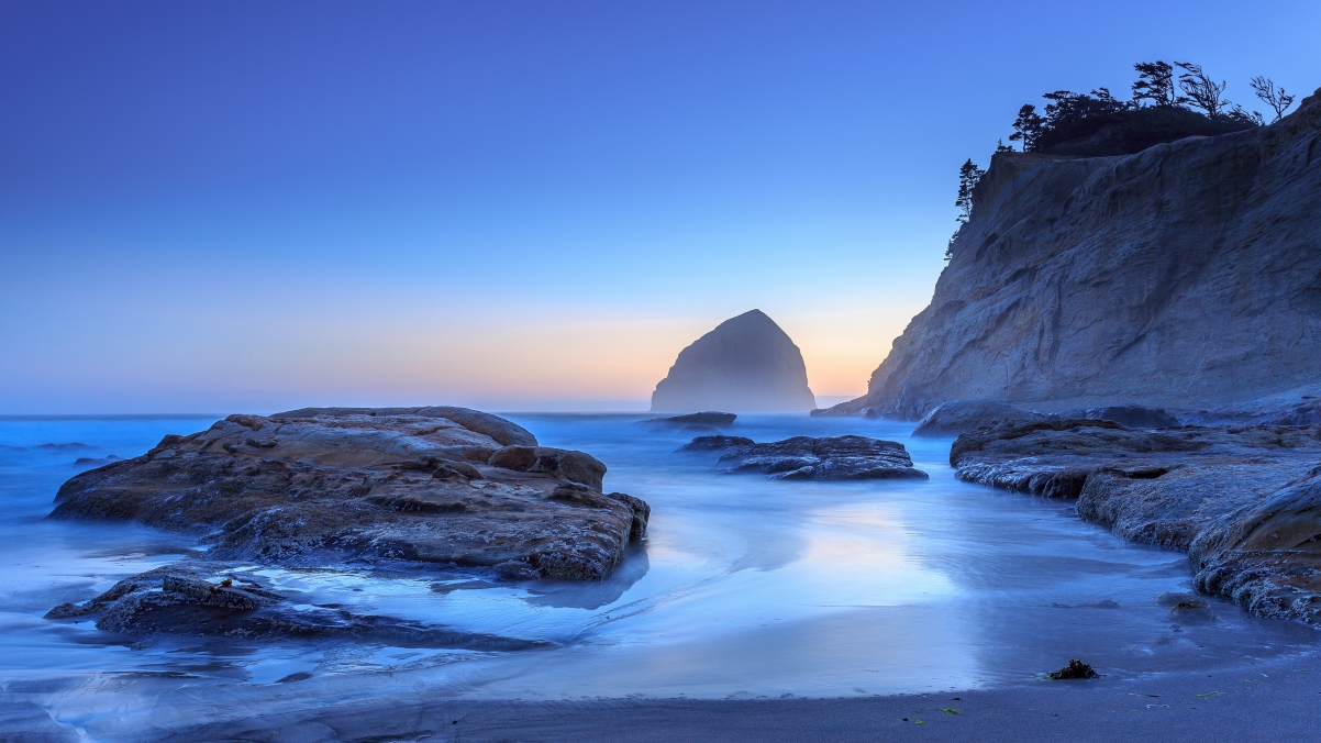 俄勒冈州 太平洋城 岩石 海边风景4K壁纸