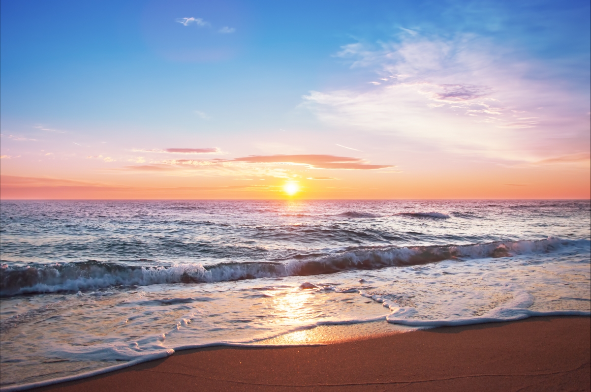 美丽的日出 海滩 地平线 4K风景壁纸