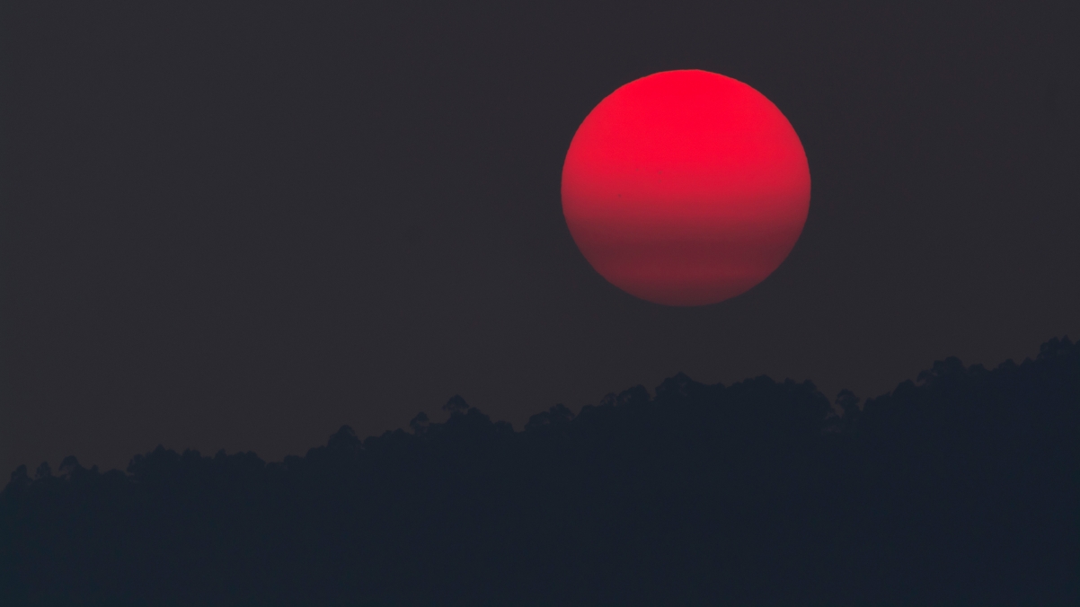 红色的月亮,日落,山,自然风景4k壁纸