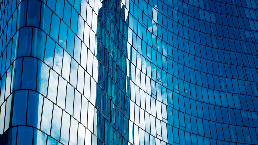 3840x2160 建筑 立面 建筑 玻璃 反射 蓝色 4k壁纸 uhd 16:9