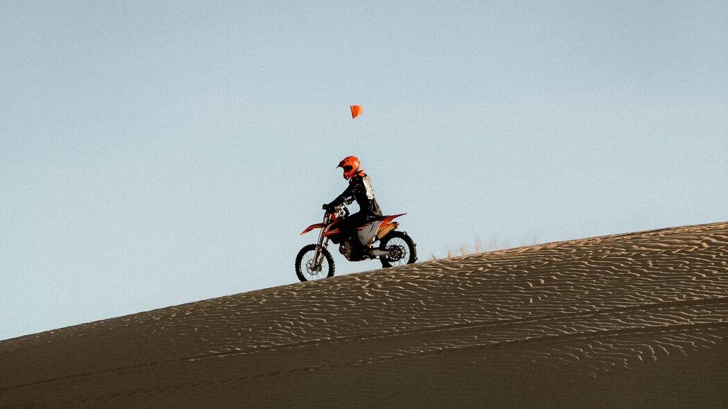 3840x2160 摩托车 摩托车手 拉力赛 沙子 沙漠 4k壁纸 uhd 16:9