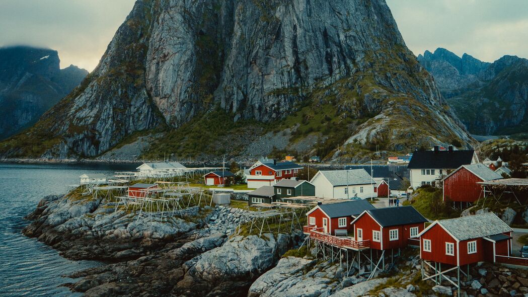 3840x2160 房子 山 海岸 鸟瞰图 风景 挪威 北欧 4k壁纸 uhd 16:9