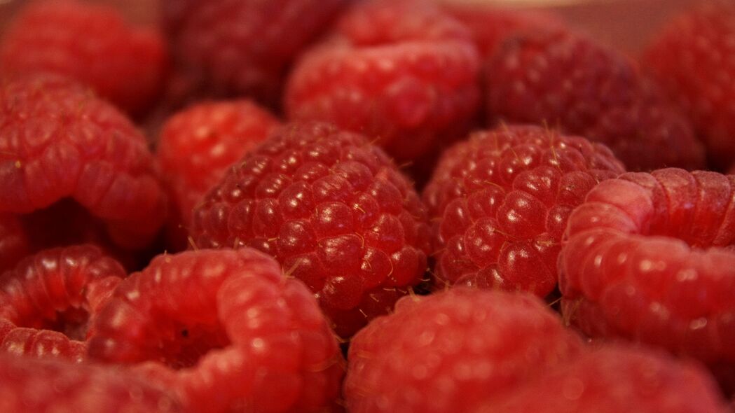 3840x2160 树莓 浆果 水果 宏 红色 4k壁纸 uhd 16:9