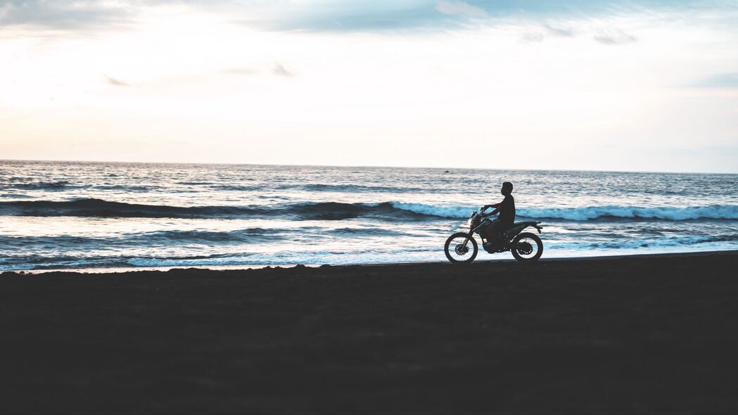 3840x2160 摩托车 摩托车手 海滩 深色 轮廓 4k壁纸 uhd 16:9