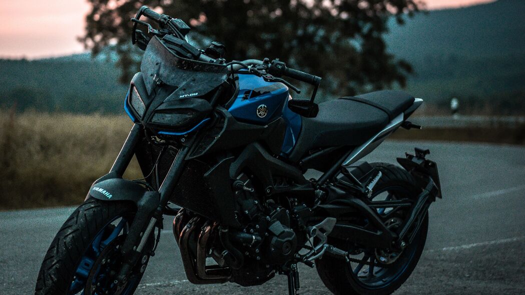 3840x2160 摩托车 自行车 运动 黑色 蓝色 侧视图 4k壁纸 uhd 16:9