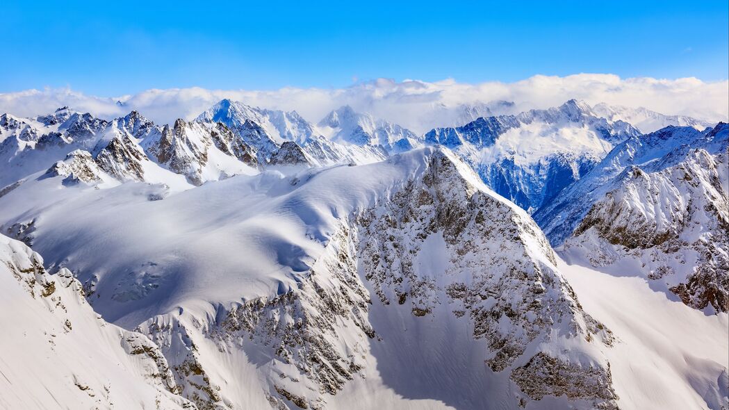 3840x2160 山脉 冬天 山峰 被雪覆盖的 4k壁纸 uhd 16:9