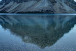 雪山湖水网页背景图